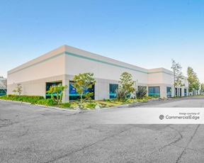 Calle Plano Business Center