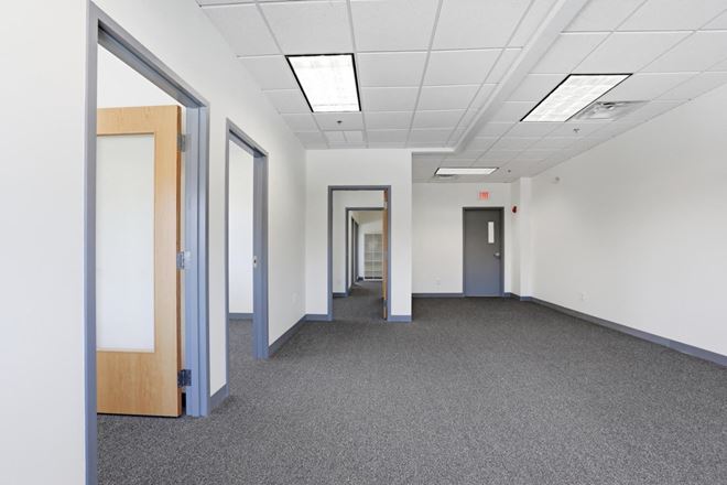 3,700sf Professional Office Suite for Lease in Rowley, MA
