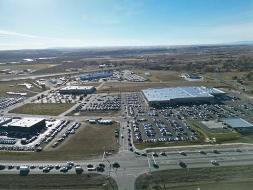 Canyon Creek Retail Center