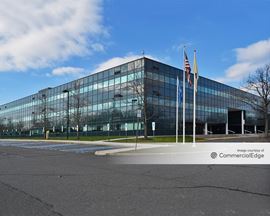 100 Nassau Park Blvd