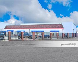 417 E Commercial St.