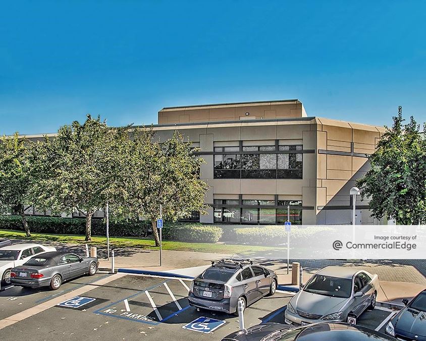 perlman-medical-offices-9350-campus-point-drive-la-jolla-ca