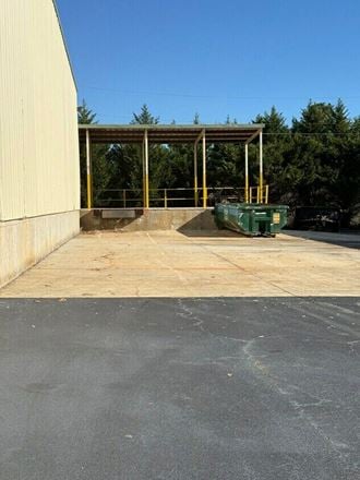 4000 sf Light Industrial