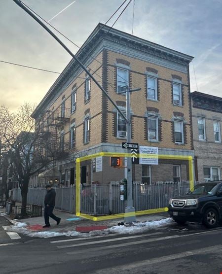 Retail space for Rent at 590 Onderdonk Ave in Ridgewood