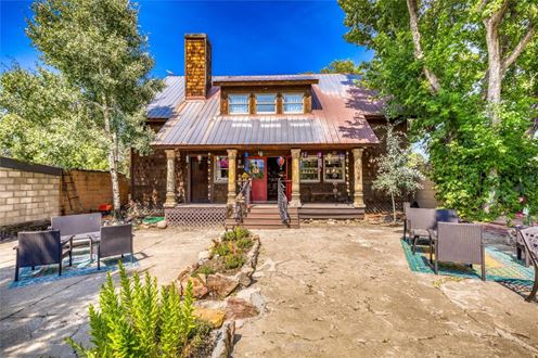 Live/Work Space - Boutique Shop in Chama, NM for Sale