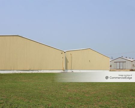 Industrial space for Rent at 111 East Lampasas Street in Ennis