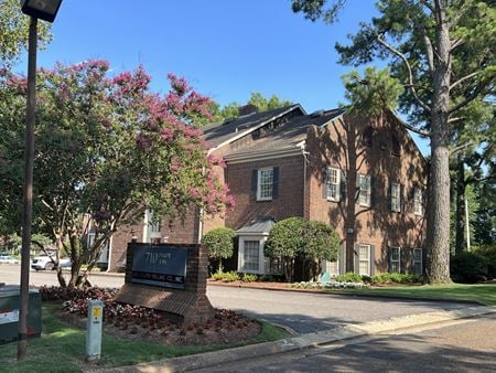 Office space for Sale at 710 Oakleaf Office Ln in Memphis