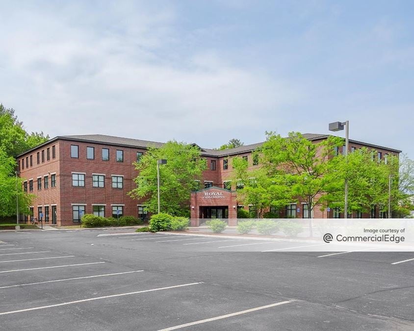 Royal Commons - 51 Webb Place, Dover, NH | CommercialSearch