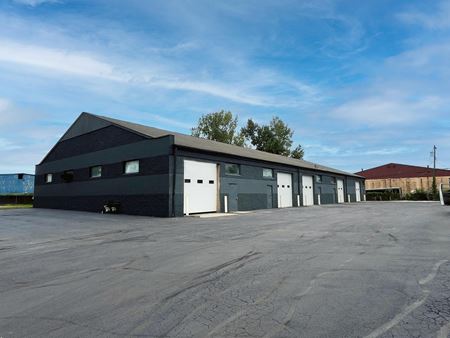 Photo of commercial space at 3061-3069 Lamb Avenue in Columbus