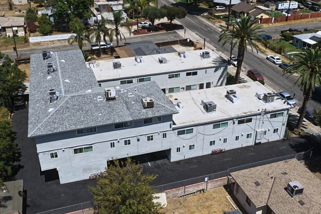 Continental Apartments