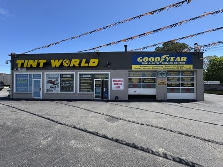 Photo of commercial space at 3165 New York 112 in Medford