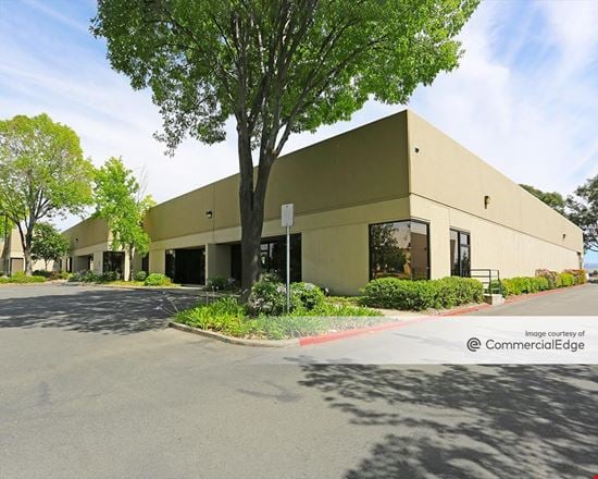 Livermore Airway Business Park - 208-336 Lindbergh Avenue & 324-396 Earhart Way
