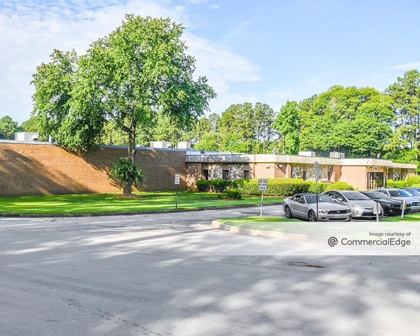 4070 Shirley Drive 4070 Shirley Drive Industrial Building