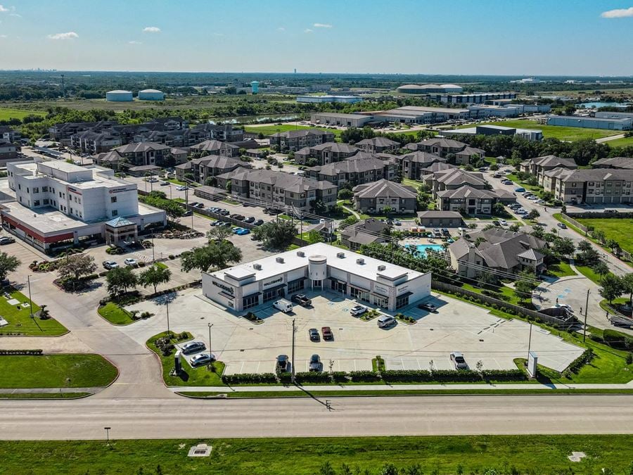 Resi Plaza