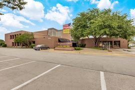 8204 Elmbrook Dr