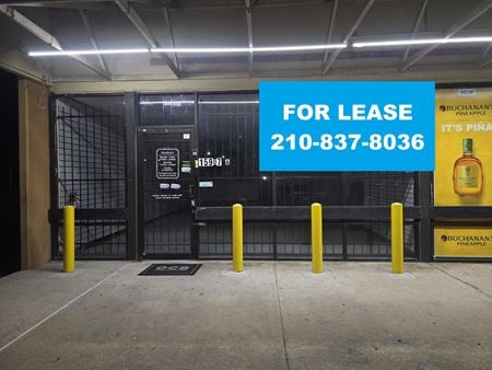 Retail space for Rent at 15907 S Post Oak Rd in Houston
