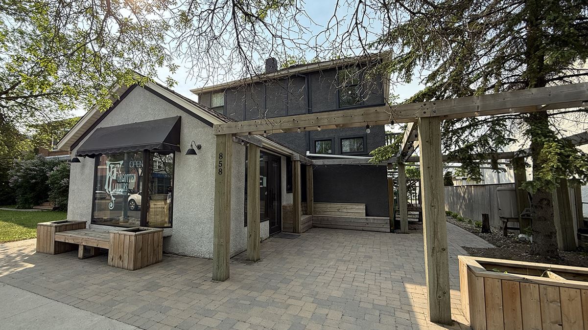 858 Corydon Avenue