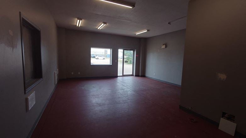7607 Edgar Industrial Drive