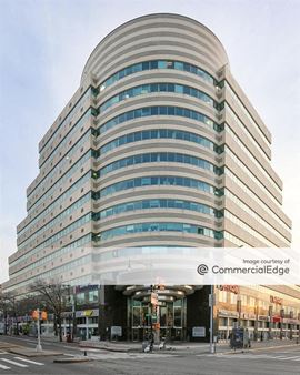 1 Fordham Plaza
