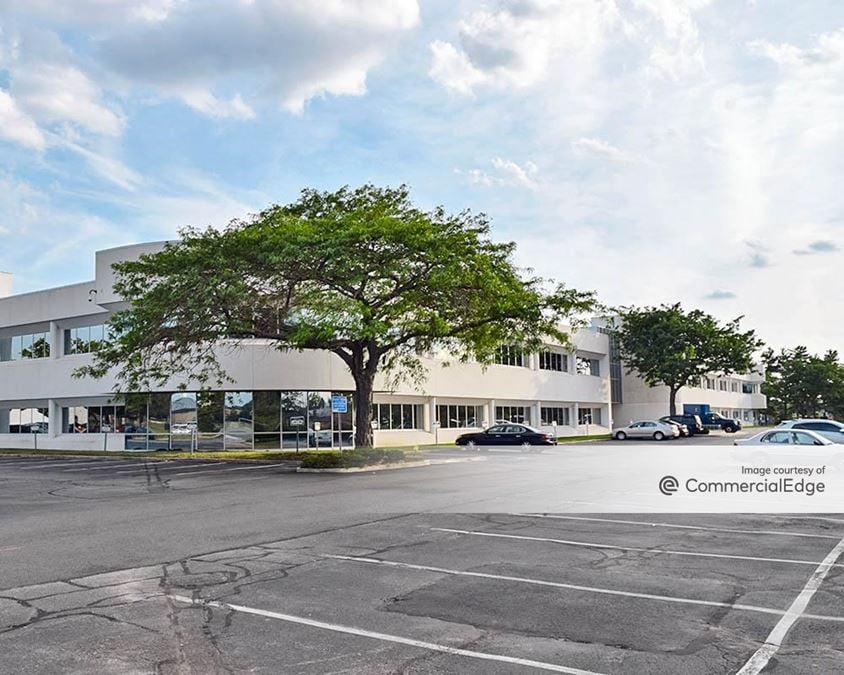 60 Charles Lindbergh Blvd 60 Charles Lindbergh Blvd Office Building