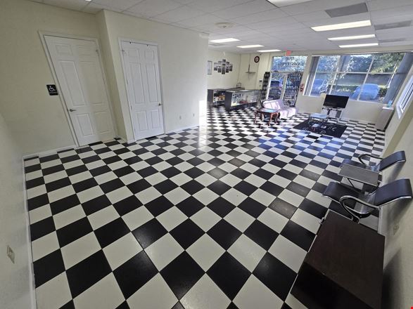 Industrial Flex Space | Corner Unit