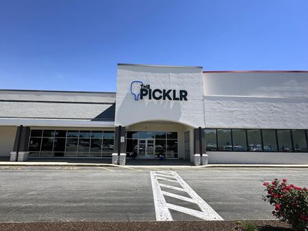 Retail space for Rent at 270 Lafayette Road in Seabrook