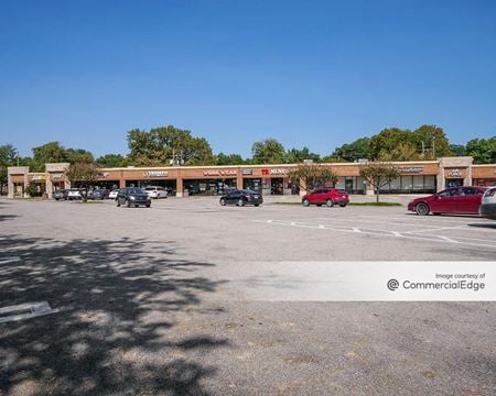 Retail space for Rent at 907 Northwest Hwy in Garland