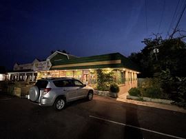 Standalone Restaurant Building - Manchester CT