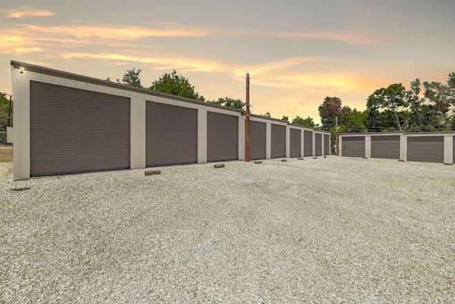 MOUNT STORAGE - BELTON