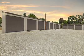 MOUNT STORAGE - BELTON