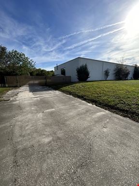 1325 White Dr