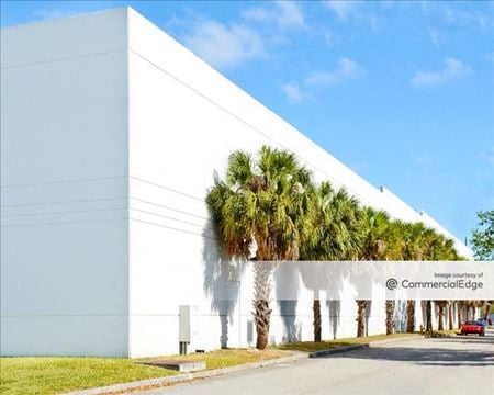Office space for Rent at 19500 South Dixie Hwy in Cutler Bay