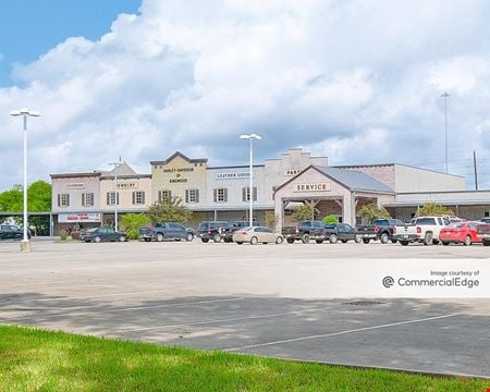 Photo of commercial space at 111 Northpines Drive in Houston
