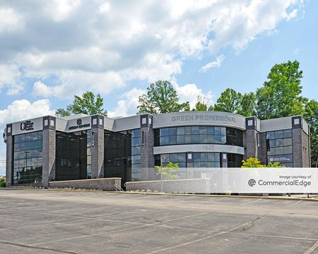 Office space for Rent at 1622 East Turkeyfoot Lake Road in Akron