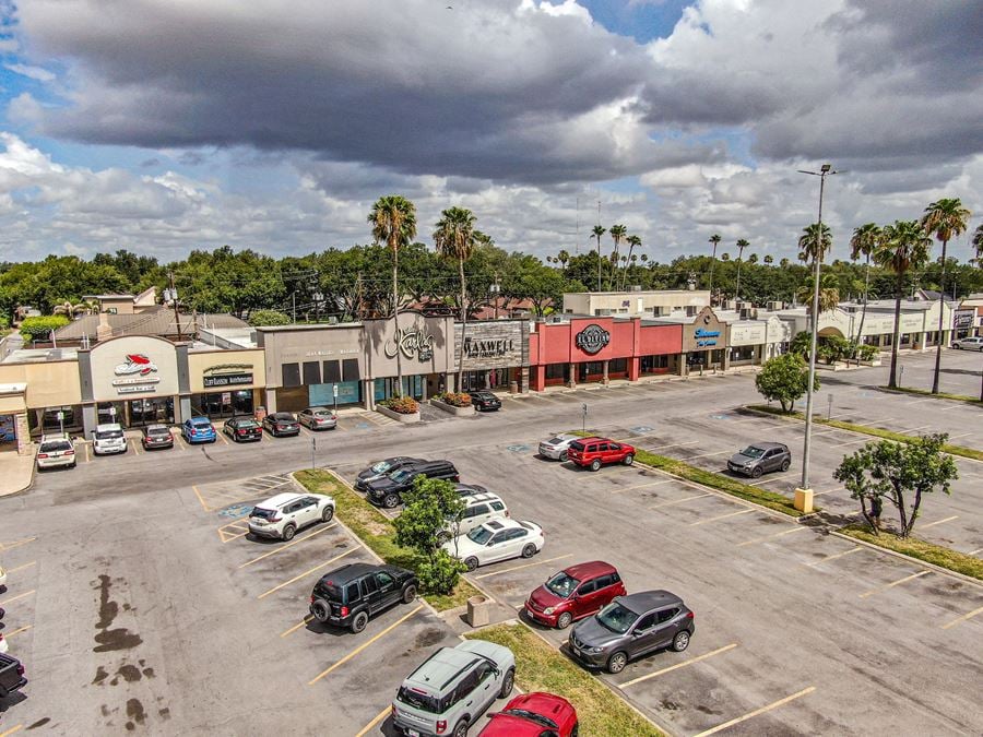 5007 & 6001 N 10th St-Town & Country Shopping Center