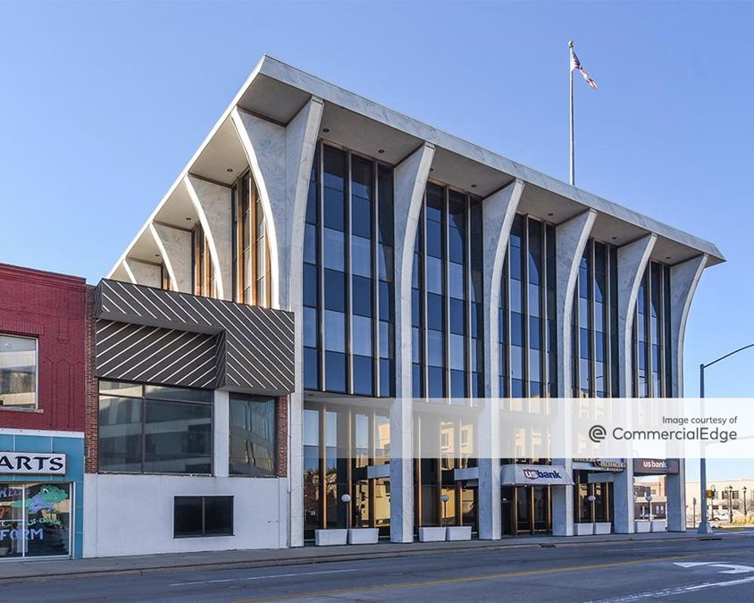 421 West Broadway