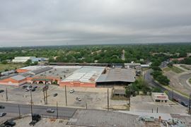 1547 S Zarzamora St - Building 4