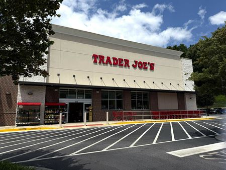 Retail space for Rent at 4600 Roswell Road Northeast in Sandy Springs