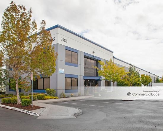 Pacific Coast Corporate Park - 3985 70th Avenue East