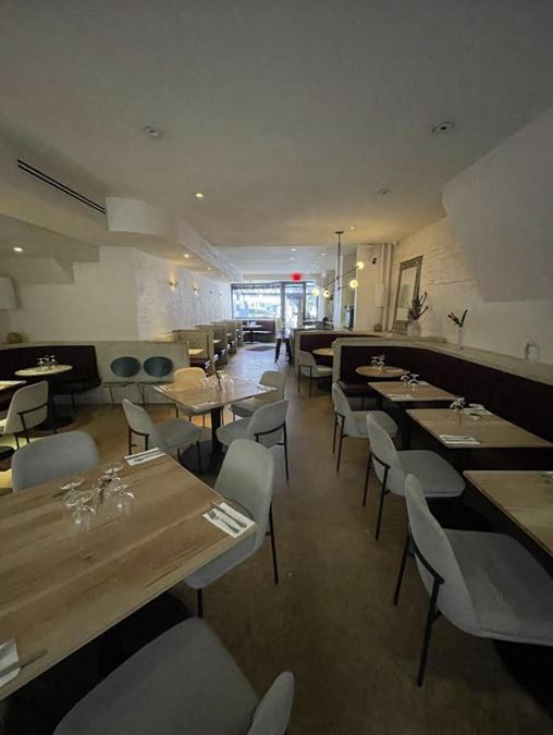 Union Square TURNKEY RESTAURANT BAR / CAFE FULLY EQUIPPED