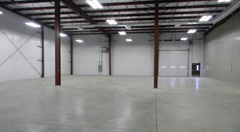 212 Airport Road - 4,000+/- SF up to 10,000+/- SF Space