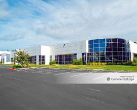 North Creek Parkway Center - 11804, 18706, 18804 & 18916 North Creek Pkwy