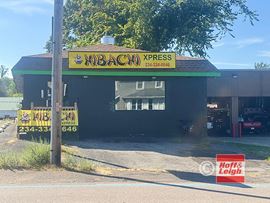 2504 Triplett Blvd