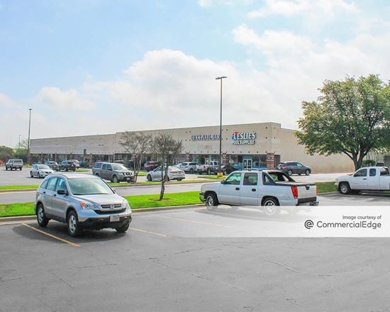 Boardwalk Shopping Center