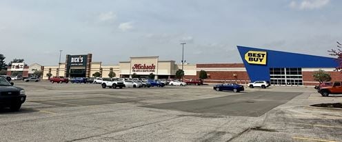 East Lloyd Commons