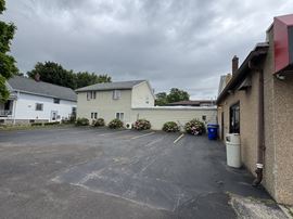 10 Center Road