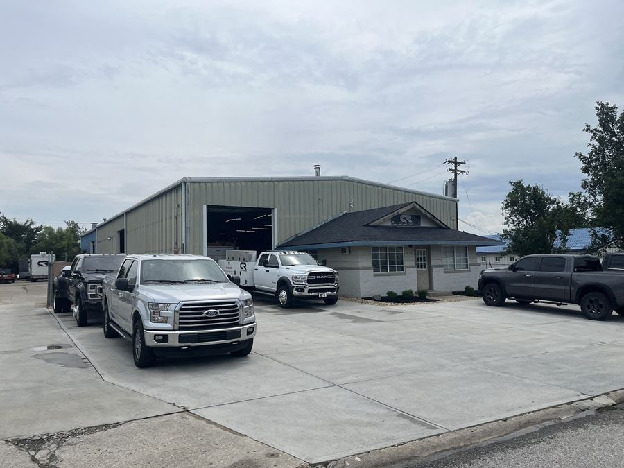 5732 Commercial Dr, Burlington, KY 41005
