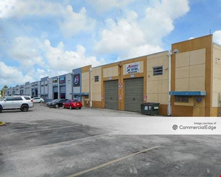 Industrial space for Rent at 7406 NW 55th St in Miami