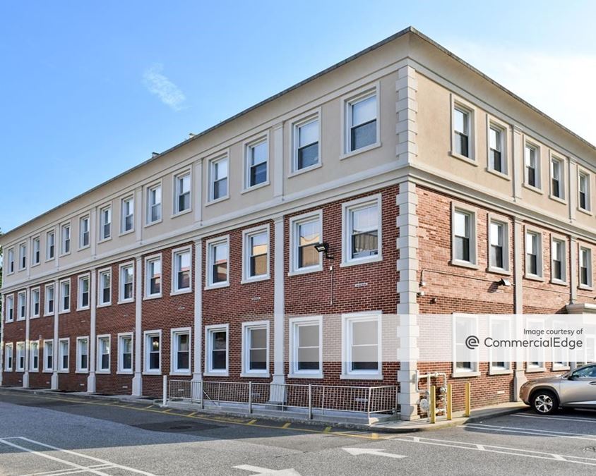 1025 Northern Blvd, Roslyn office Space For Lease