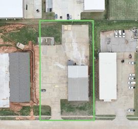 913 S 17th St - Yukon Industrial
